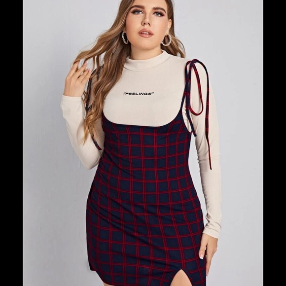 Plaid Overall Dress - Picture 4 of 5